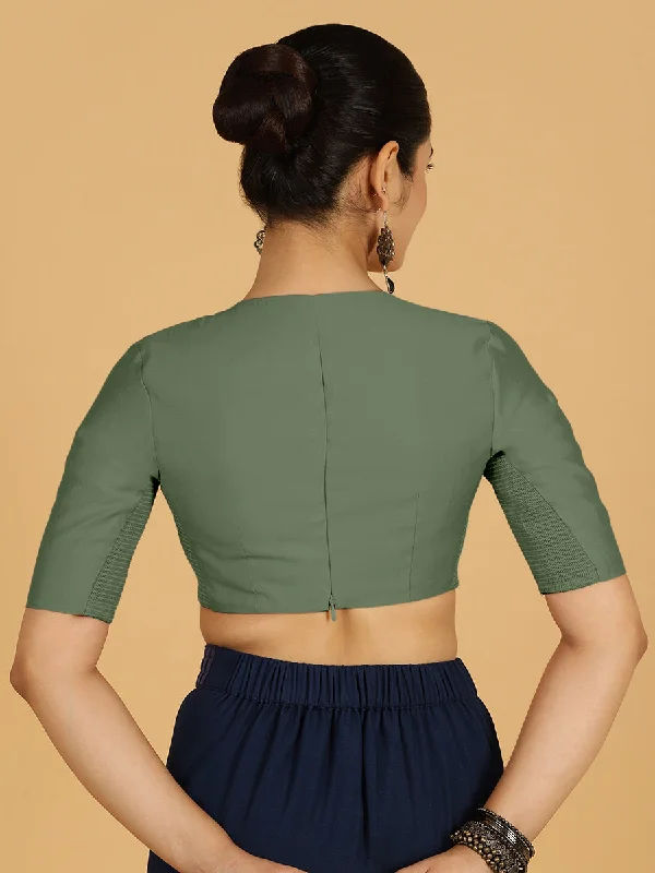 Karishma x Rozaana | Elbow Sleeves Saree Blouse in Hunter Green