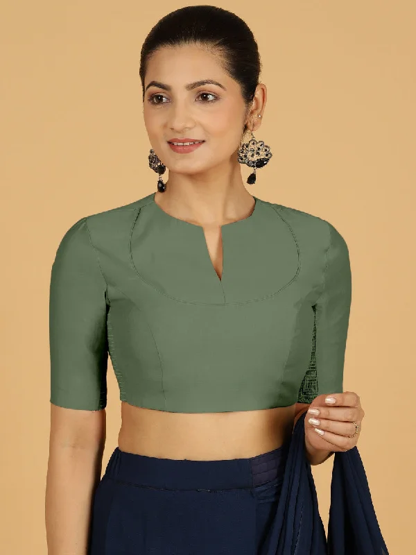 Karishma x Rozaana | Elbow Sleeves Saree Blouse in Hunter Green