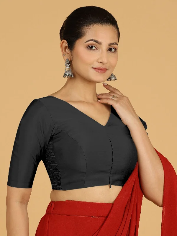 Shabana x Rozaana | Elbow Sleeves Saree Blouse in Raven Black