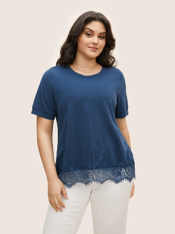 Round Neck Solid Lace Panel T-shirt