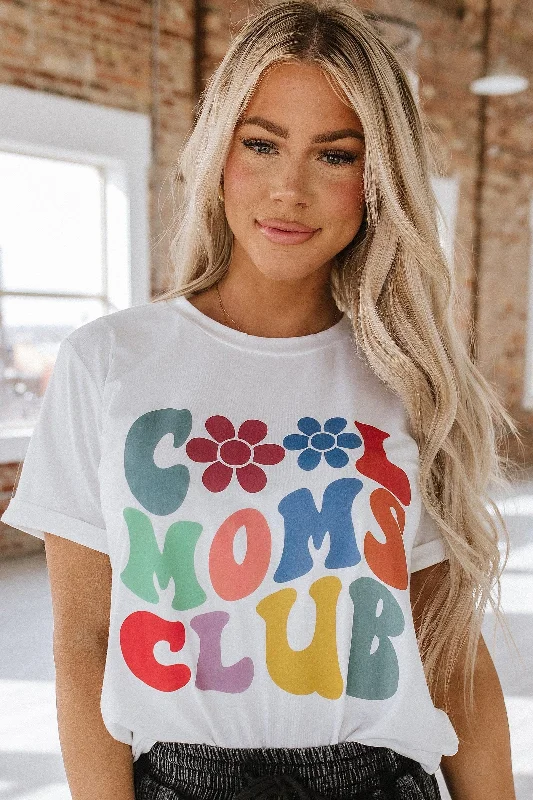 Cool Moms Club Graphic Top | S-2XL