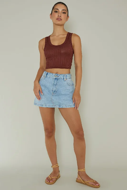 In Sync Scoop Neck Crop Top Chocolate