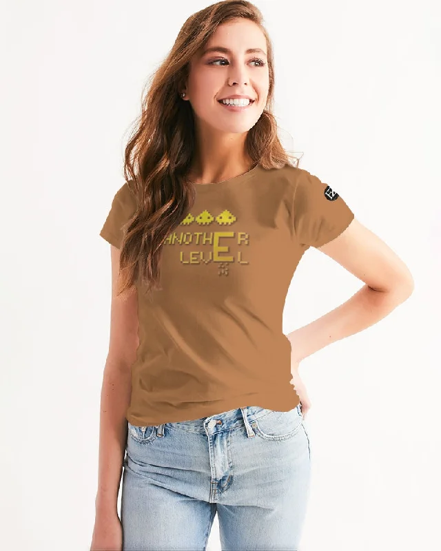 TAN FLITE Women's Tee